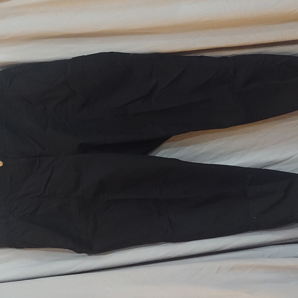 Chico's Black Capri's Women's Size 2.5